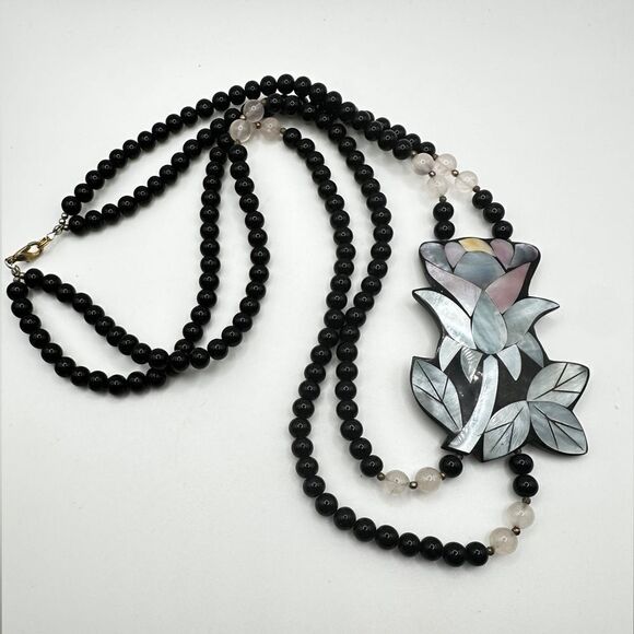 Vintage Signed Lee Sands Mother of Pearl Inlay, Rose Quartz, Lucite necklace! - Picture 7 of 15